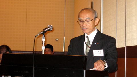 画像: 東京都知事表彰を受章された北武洋専務理事